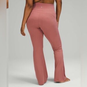 Lululemon Groove Pant Flare Super High-Rise *Nulu
Spiced Chai
